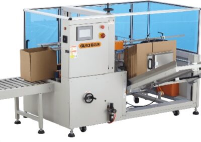 Кашонираща машина за изправяне и подготовка за запечатване на кашони за всякакъв вид продукти